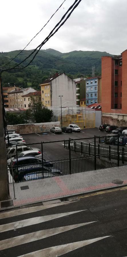 Apartamento El Manantial Apartment Пола де Лена Екстериор снимка